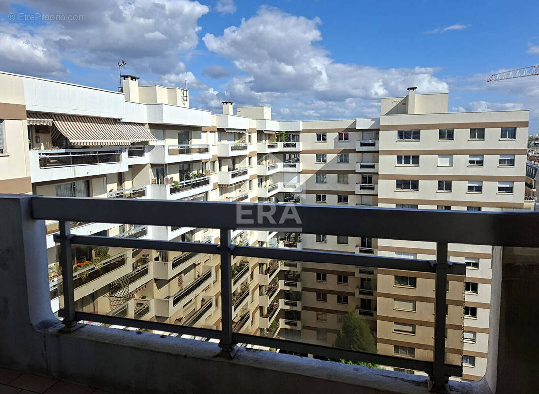 Appartement à PARIS-11E