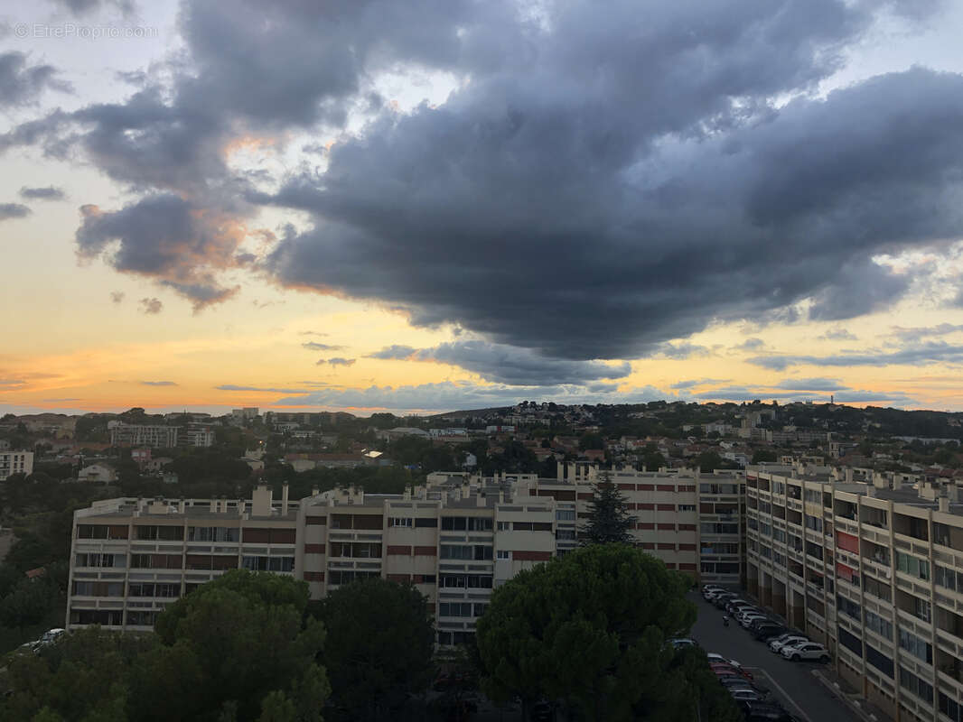 Appartement à MARSEILLE-15E