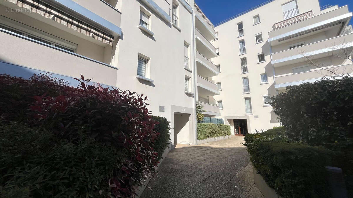 Appartement à THIAIS