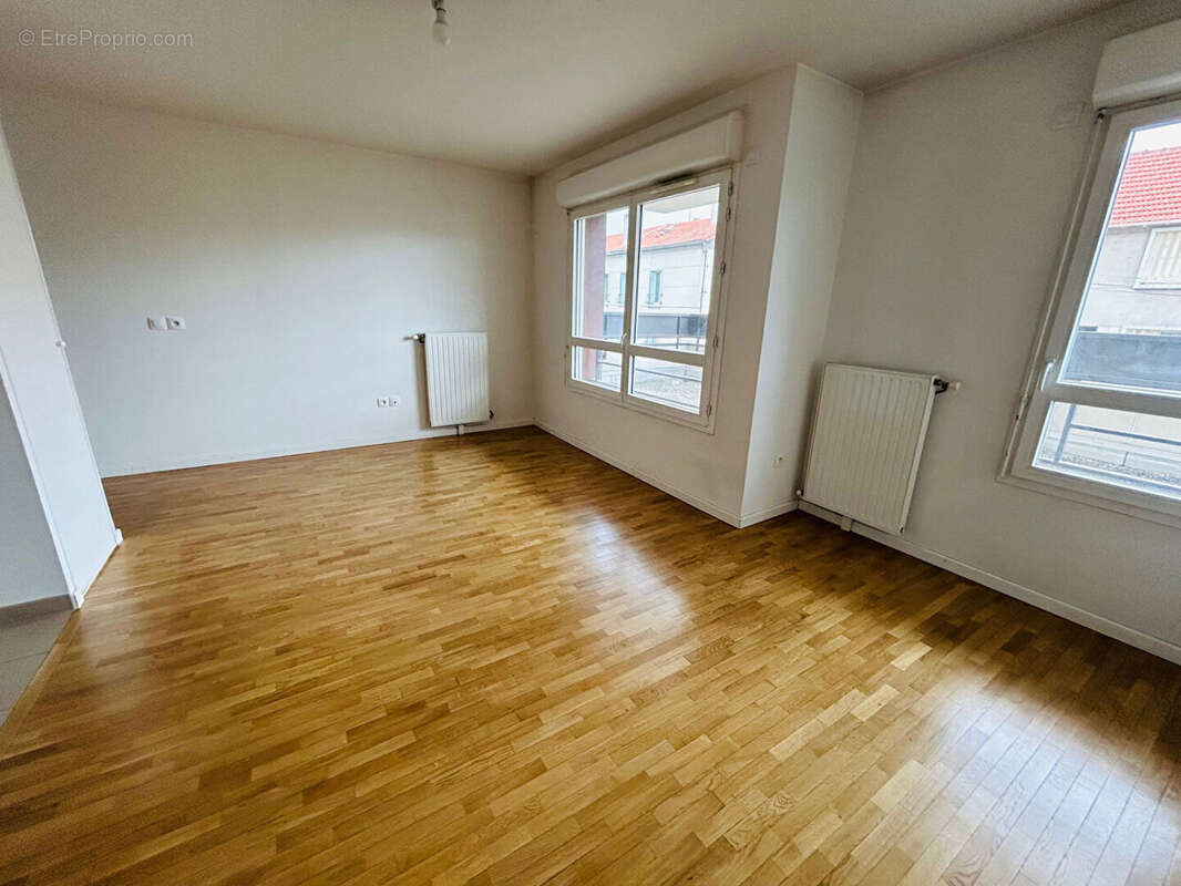 Appartement à LE PERREUX-SUR-MARNE