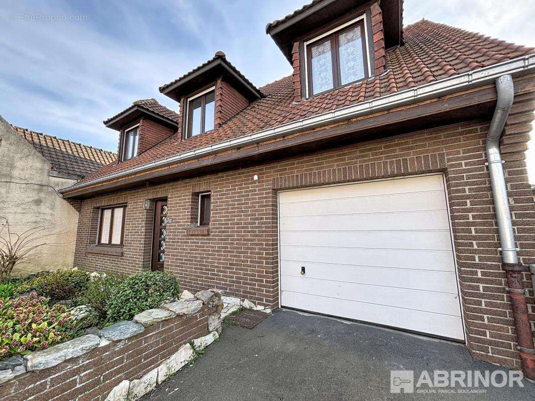 Maison à ANNOEULLIN