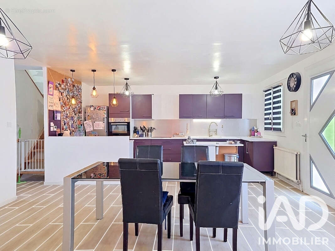 Maison 125 m² à Anet  - photo 2