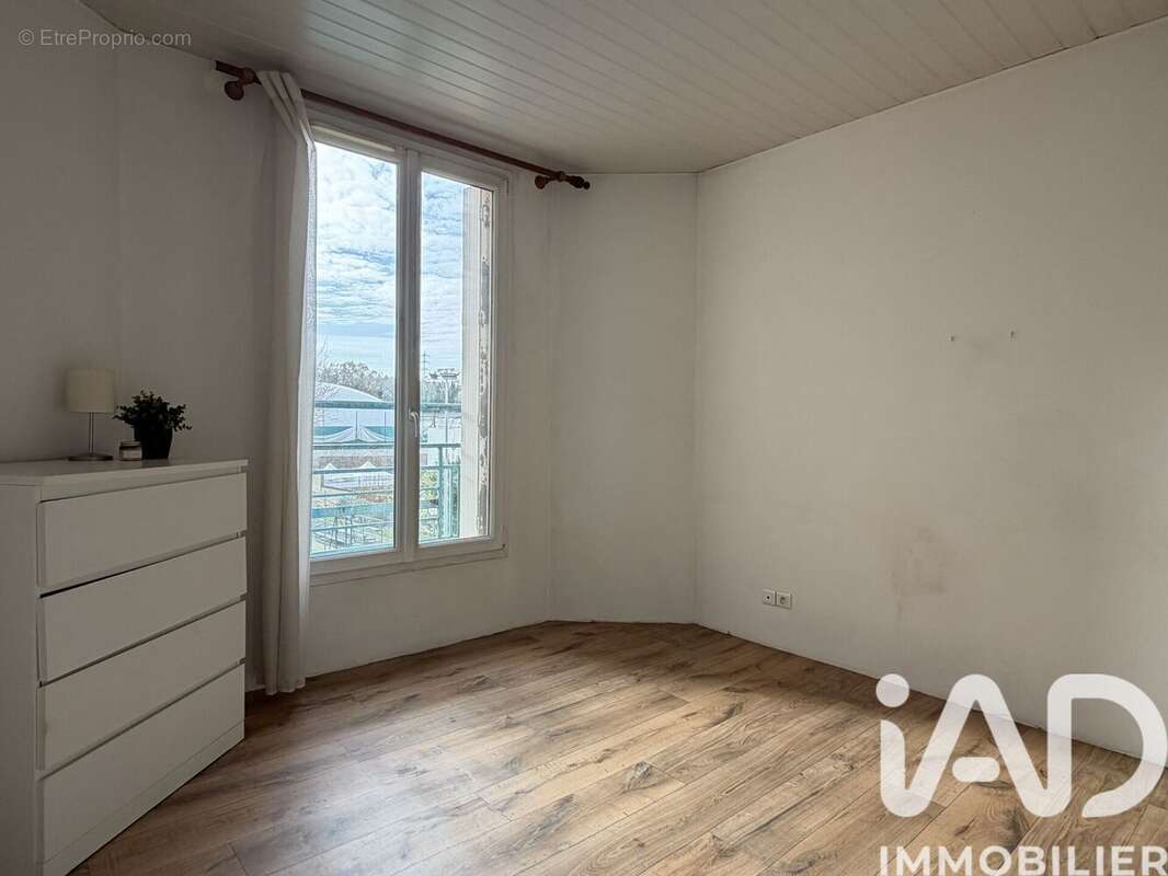 Photo 3 - Appartement à VILLEMOMBLE