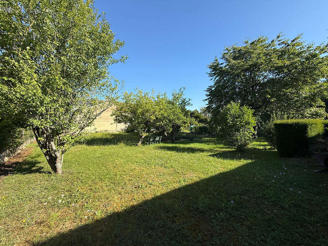 Maison à FAY-AUX-LOGES