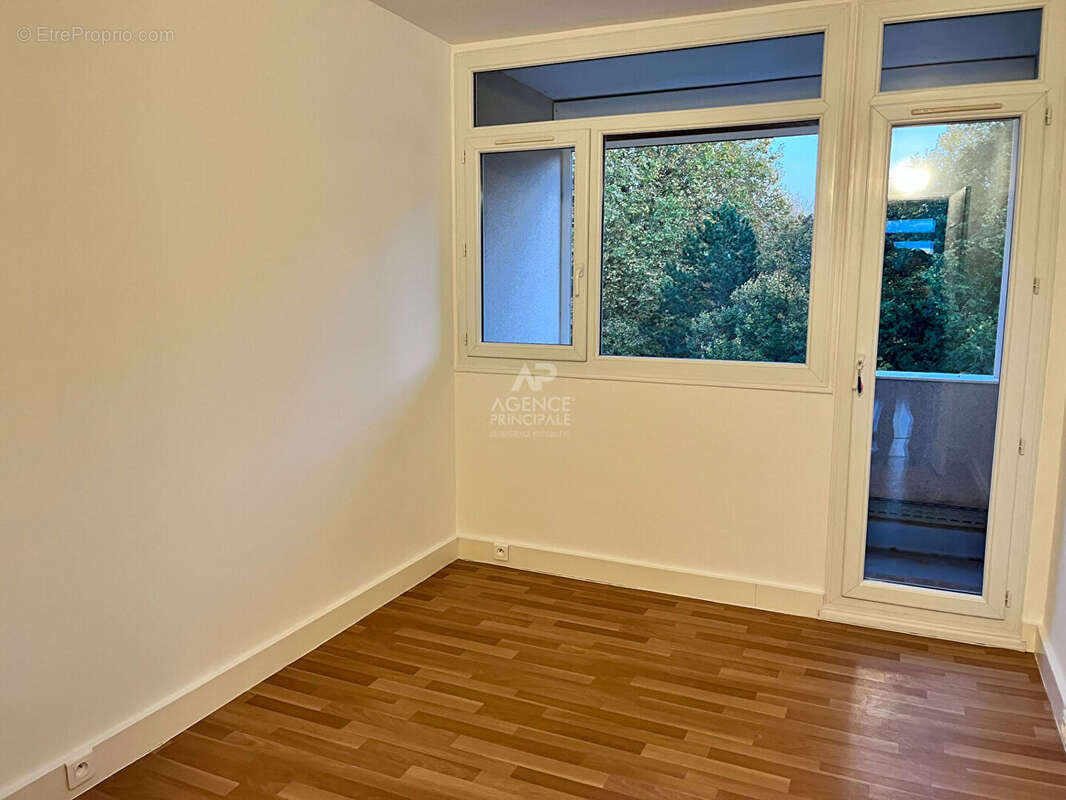 Appartement à MAISONS-LAFFITTE