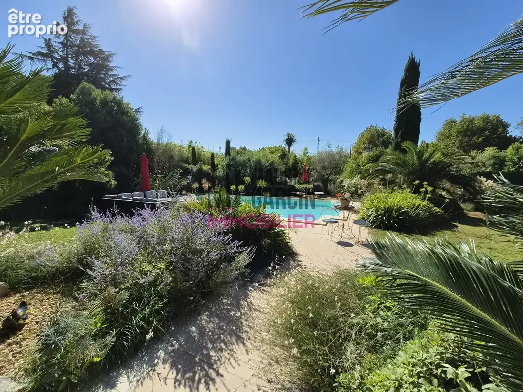 Maison 5 pièces 255 m² à vendre à Avignon (84140) - photo 2