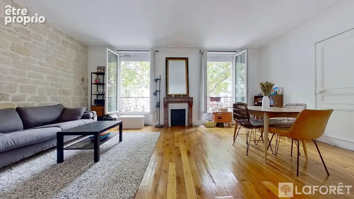 Appartement à PARIS-17E