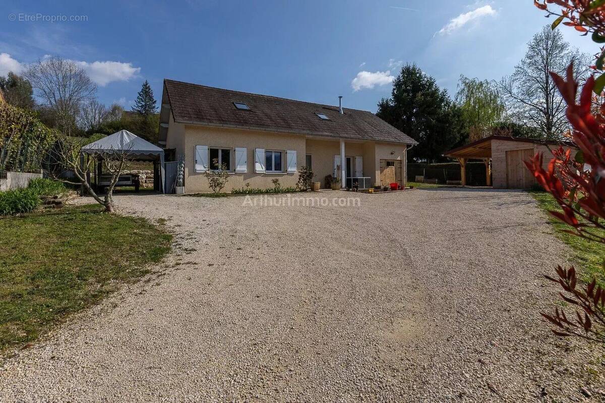 Maison à BELLEY