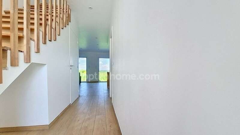 Maison recente familiale et contemporaire - 5 chambres - quartier residentiel brece - excellent dpe - photo 9