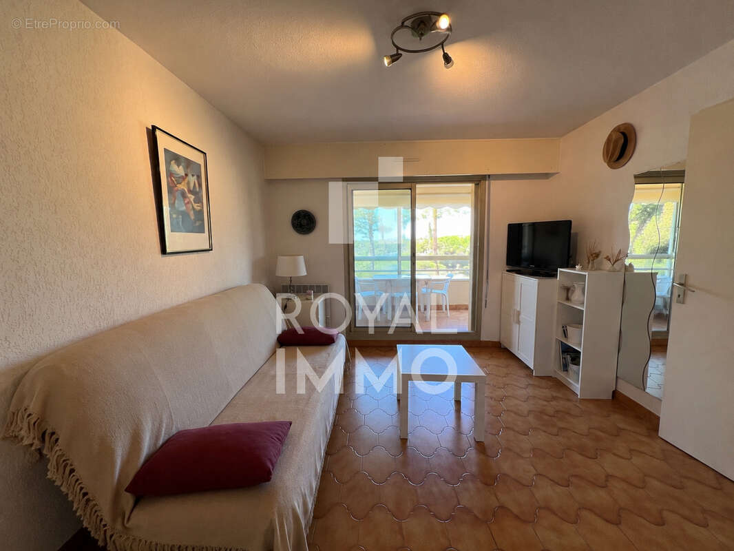 Appartement à SIX-FOURS-LES-PLAGES