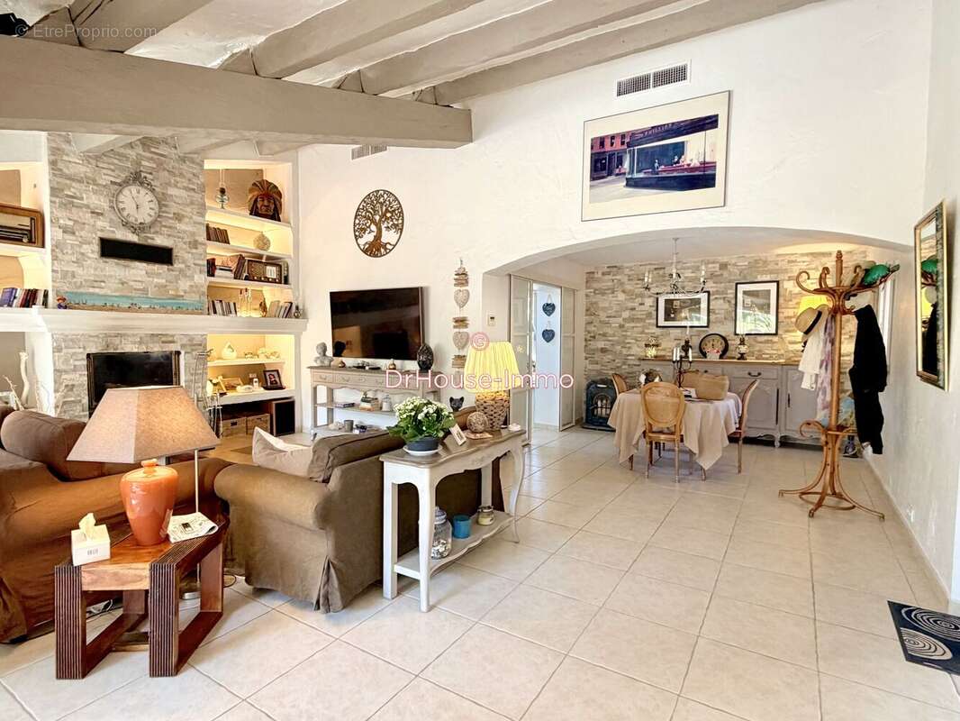 Maison 144 m² à Vidauban  - photo 9
