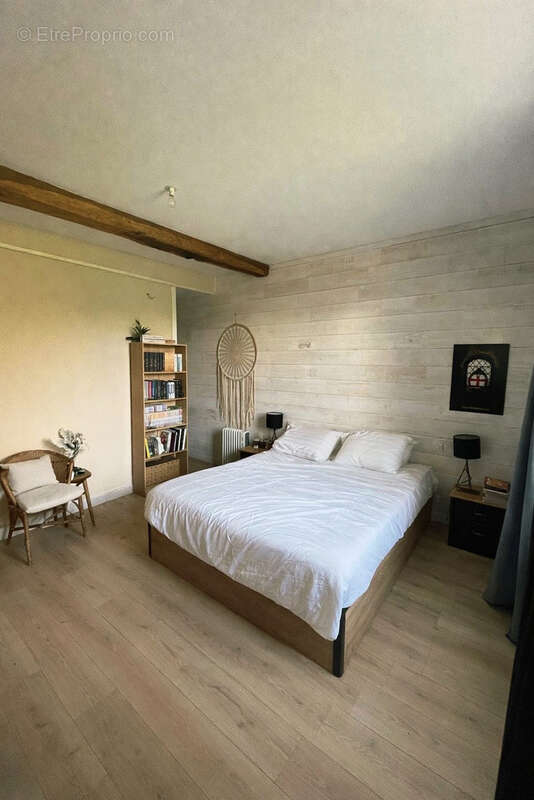 Maison à SAINT-AMAND-SUR-SEVRE