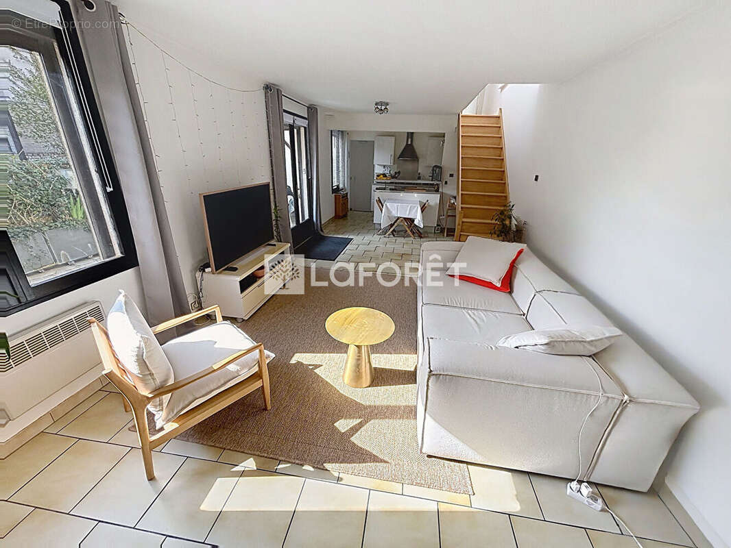 Maison à VITRY-SUR-SEINE