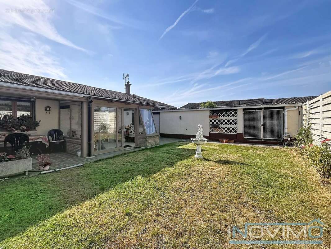 Maison 87 m² à Armbouts-Cappel  - photo 5