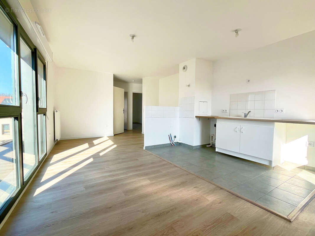 Appartement à PIERREFITTE-SUR-SEINE