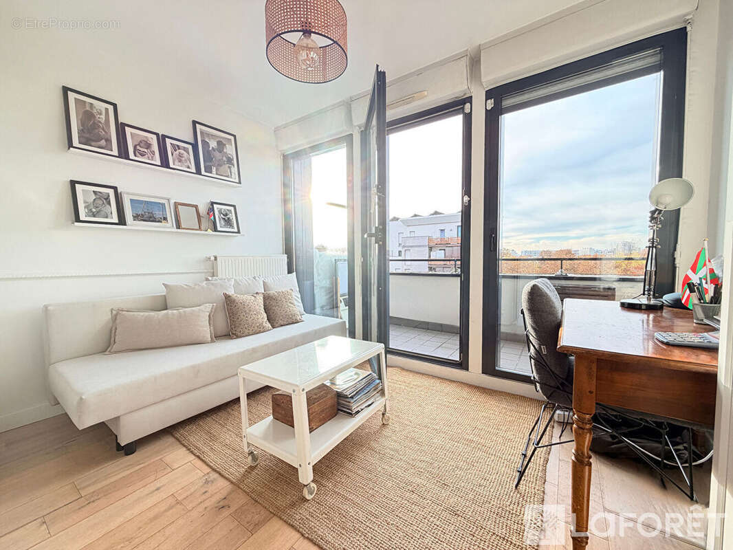 Appartement à GENNEVILLIERS