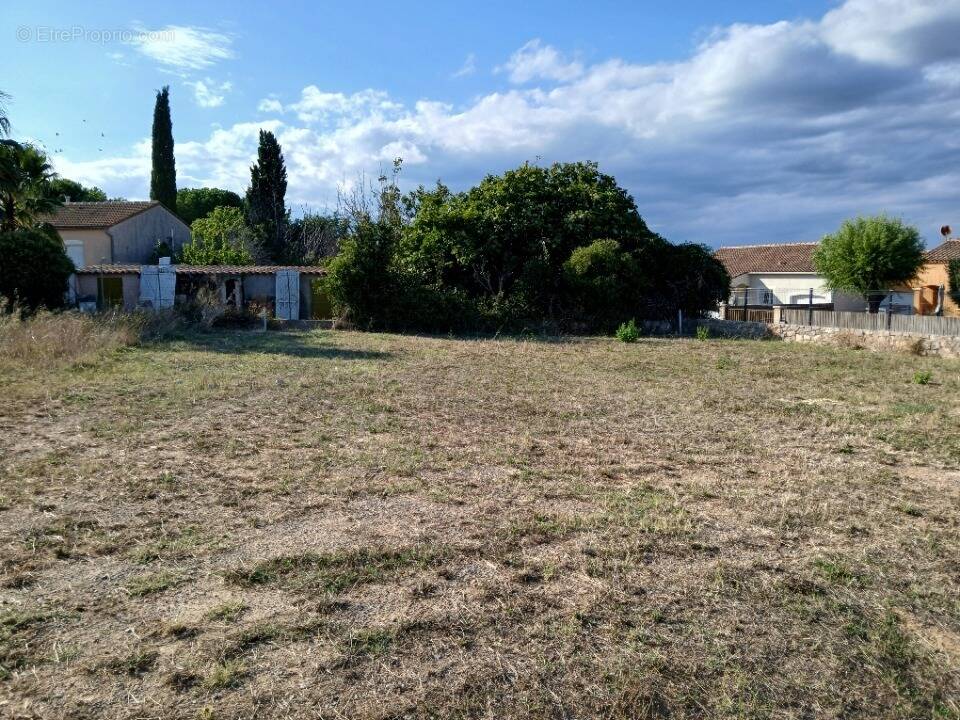 Terrain à GIGEAN