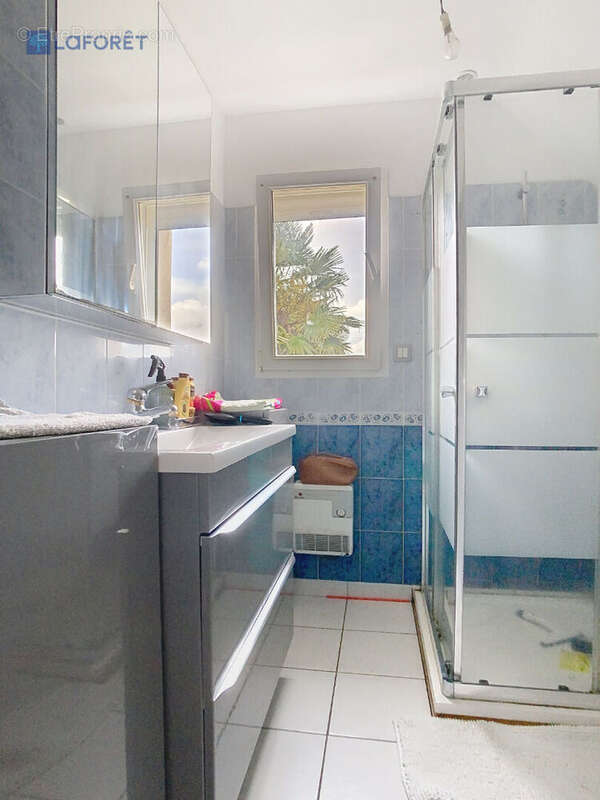 Guidel, Maison lumineuse, non mitoyenne, 4 ch, sous-sol + construction indépendante - photo 10