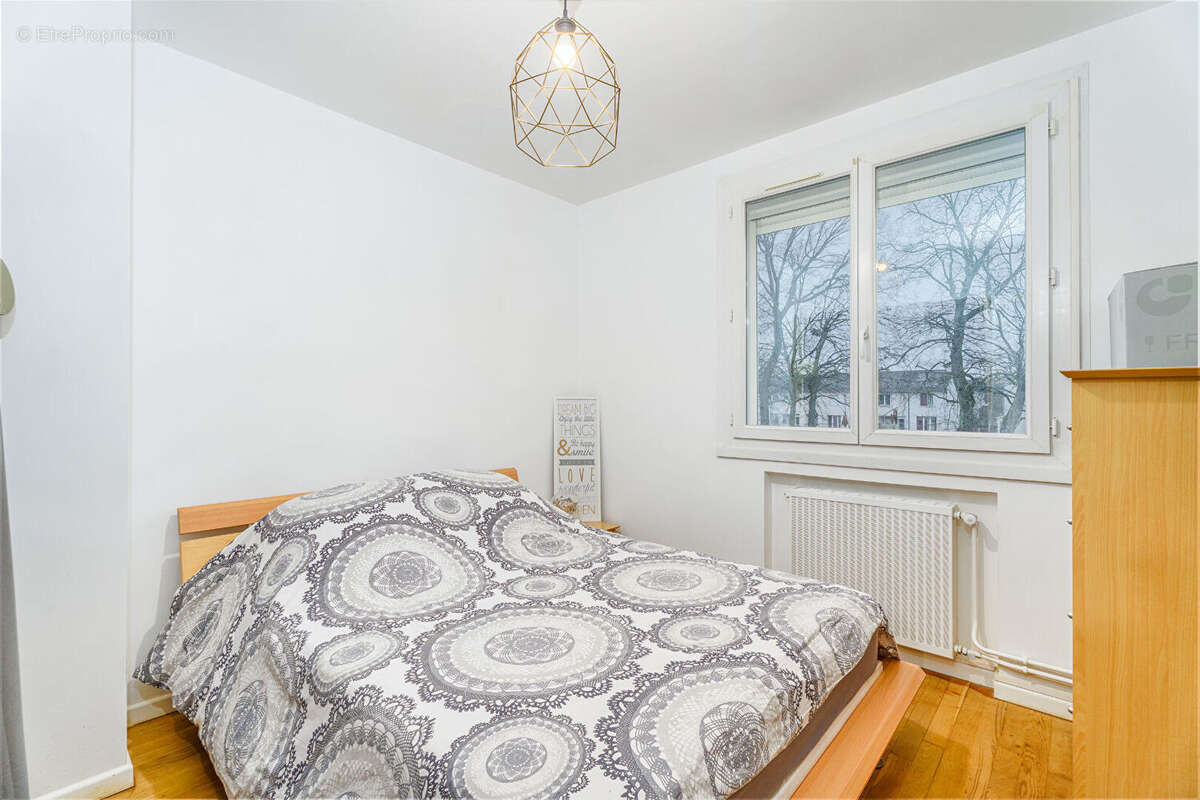 Maison à NEUILLY-LES-DIJON