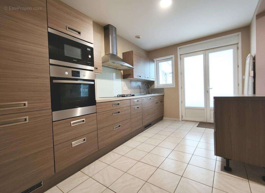 Maison à SIN-LE-NOBLE