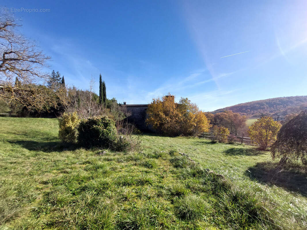 Maison à MILHARS