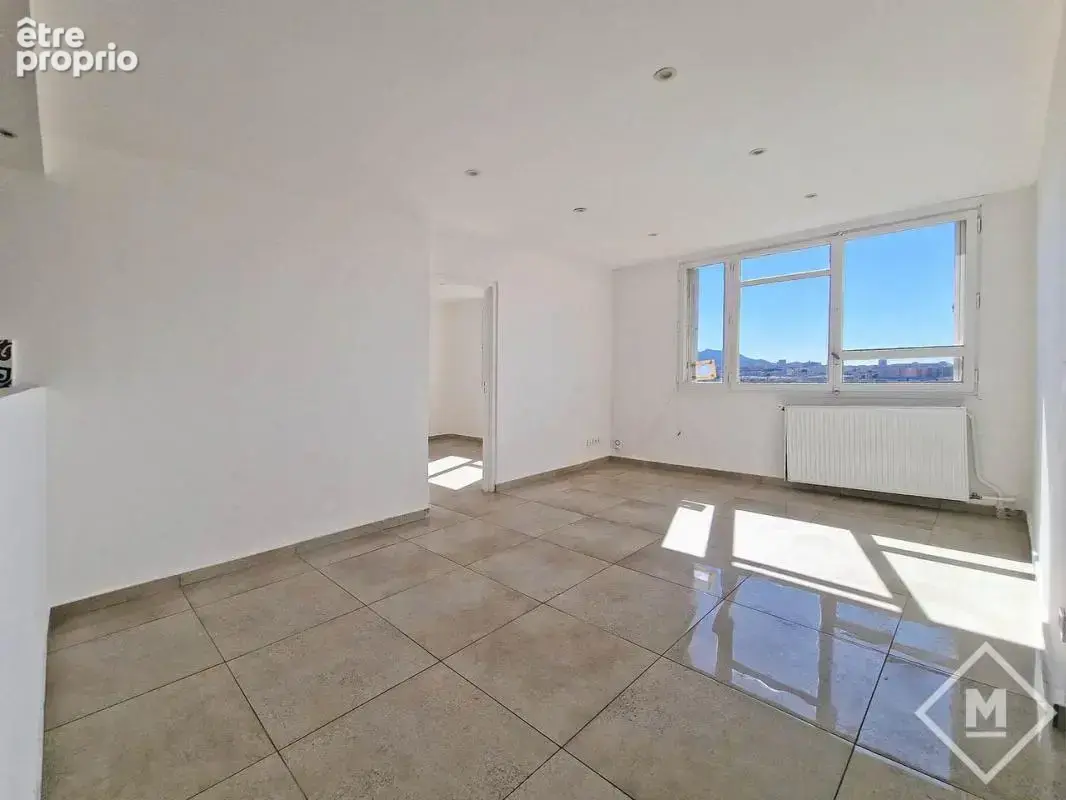 Appartement à MARSEILLE-10E