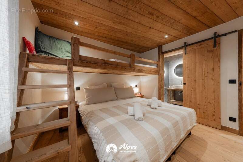 Appartement à LA SALLE-LES-ALPES