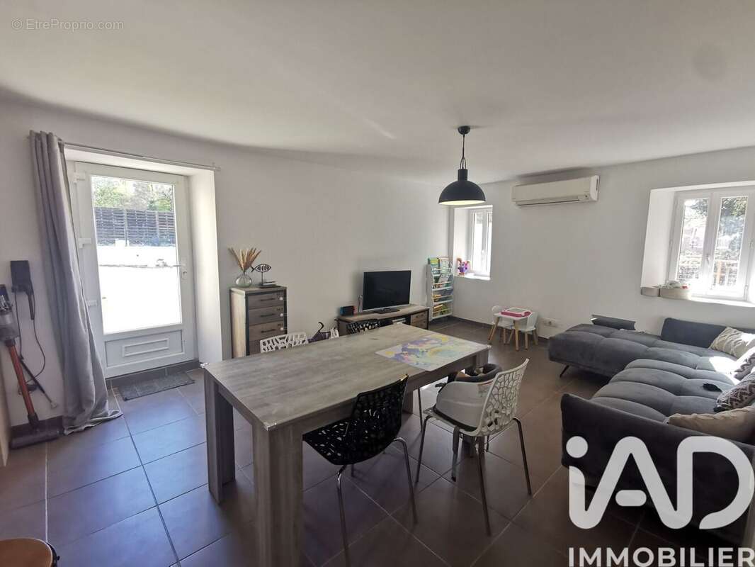 Photo 4 - Maison à SAINT-LAGER-BRESSAC