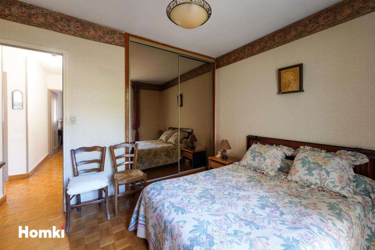 Appartement à MARSEILLE-5E