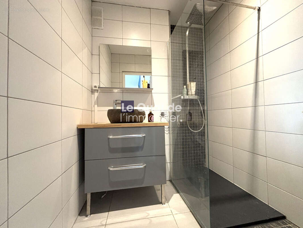 Appartement à SAINT-EGREVE