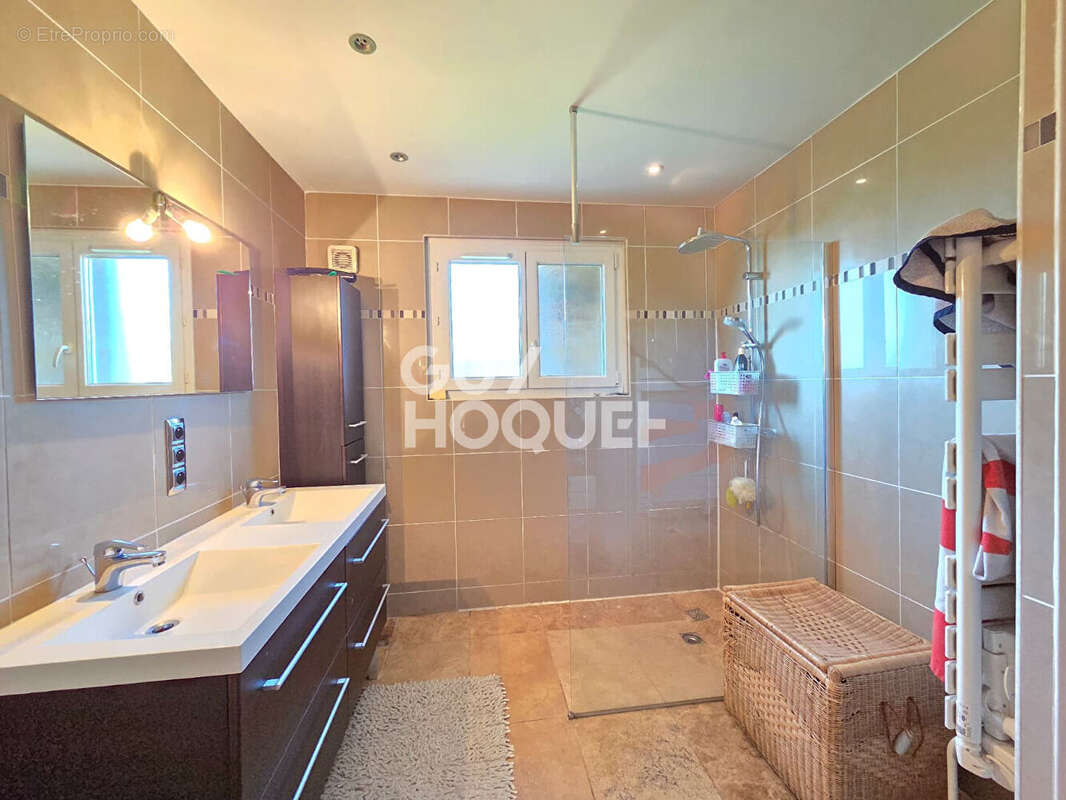 Maison à RILLIEUX-LA-PAPE