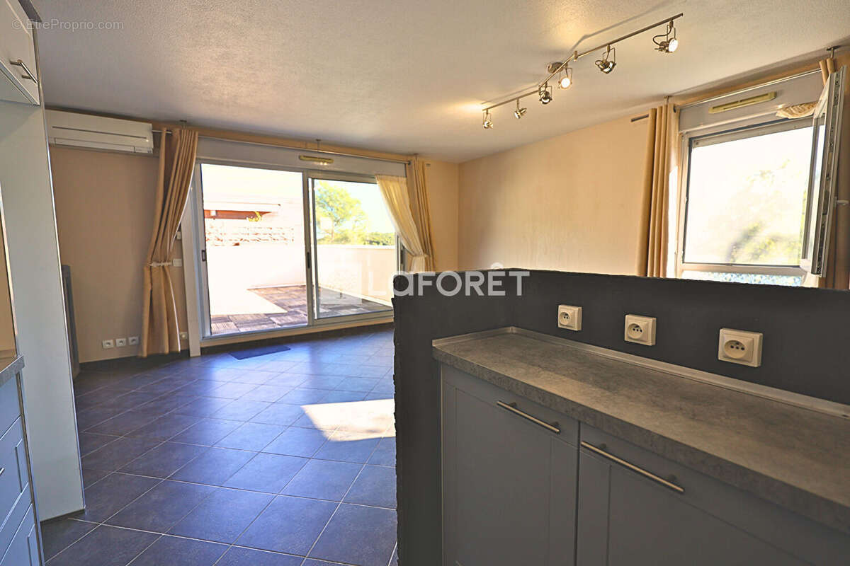 Appartement à VALBONNE