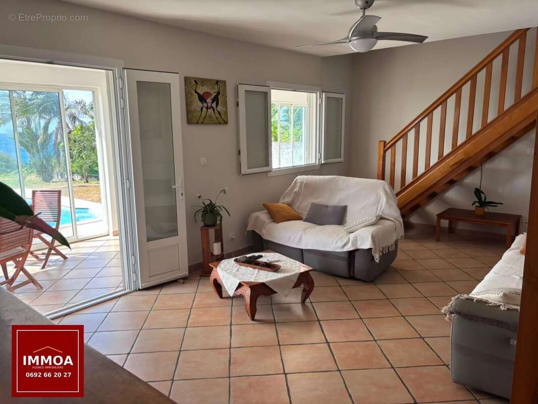 Maison à vendre de type  F3 – Saint-Anne (97437) – À proximité du Bassin Bleu - photo 4
