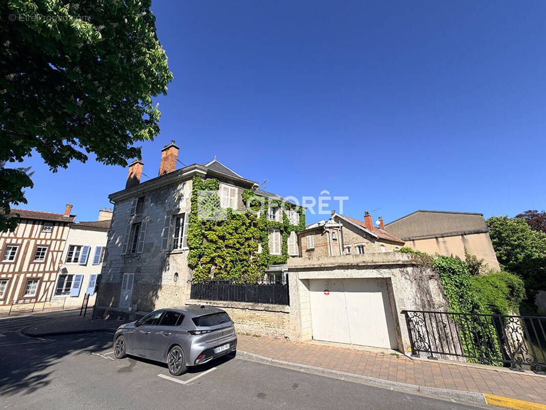 Maison à CHALONS-EN-CHAMPAGNE