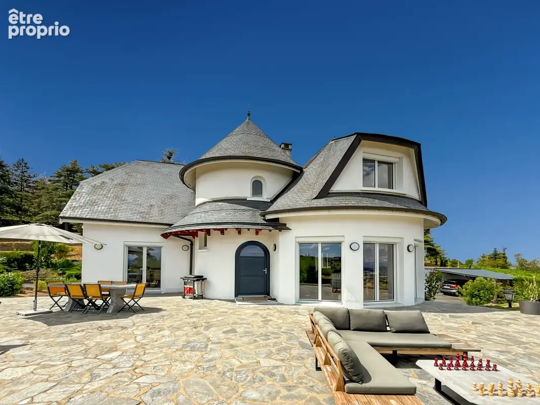 Maison à ECOTAY-L'OLME