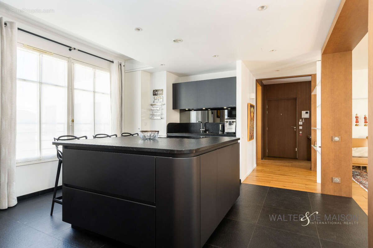 Appartement à PARIS-6E