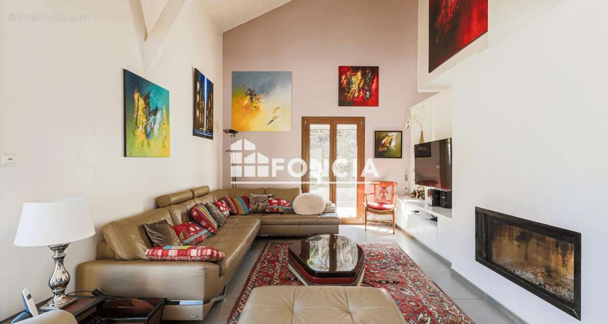 Maison à BRIE-ET-ANGONNES