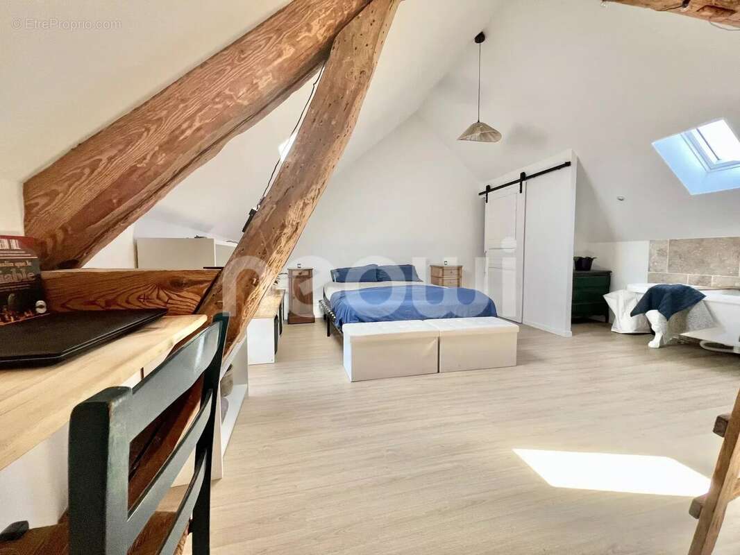 Maison à SAINT-AGOULIN