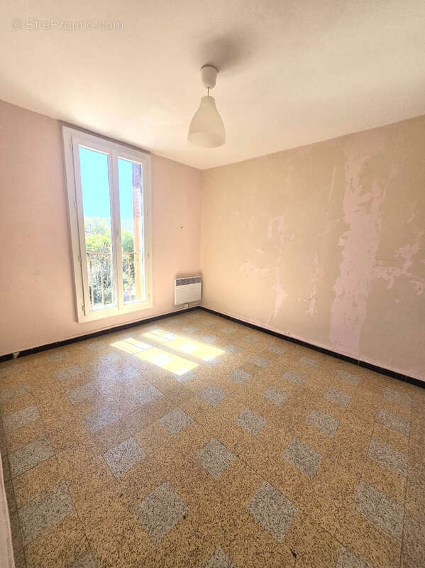 Appartement à MARSEILLE-9E