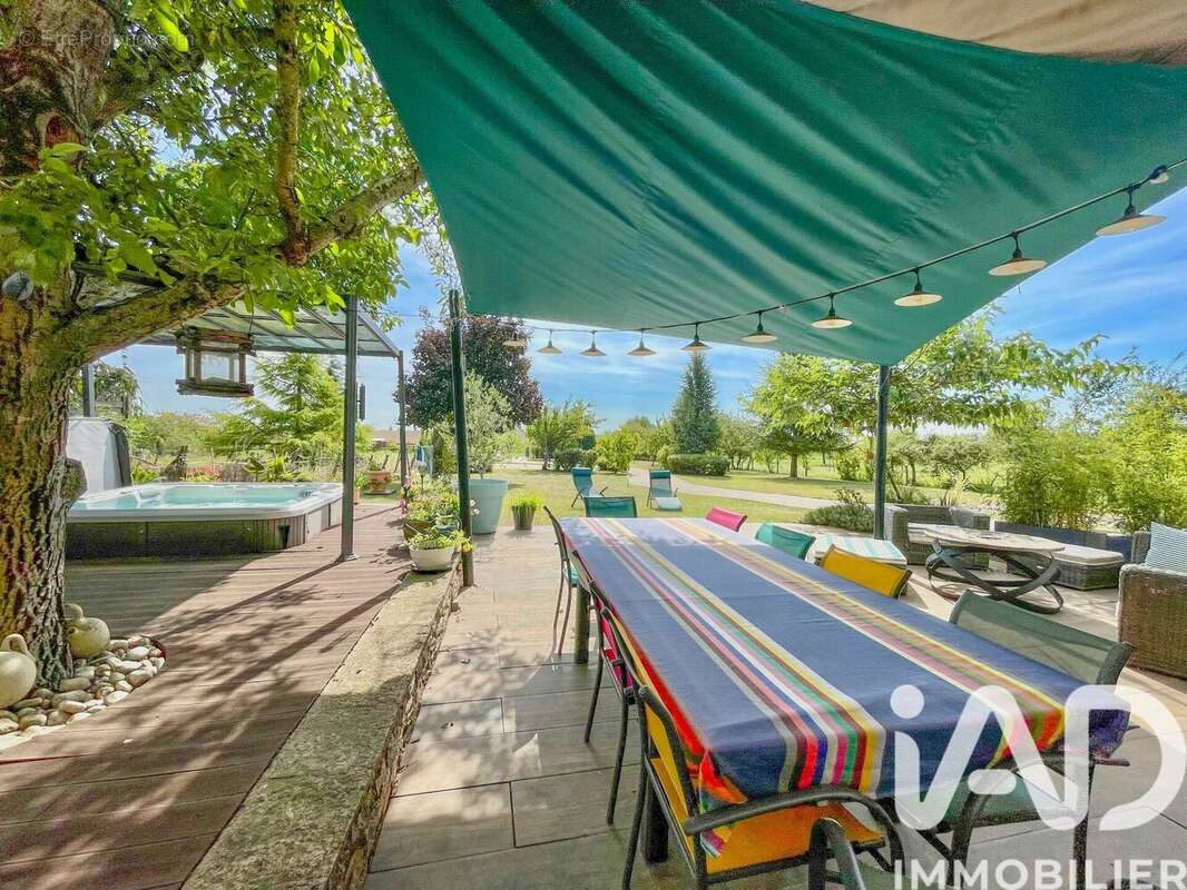 Photo 2 - Maison à CHAIGNAY