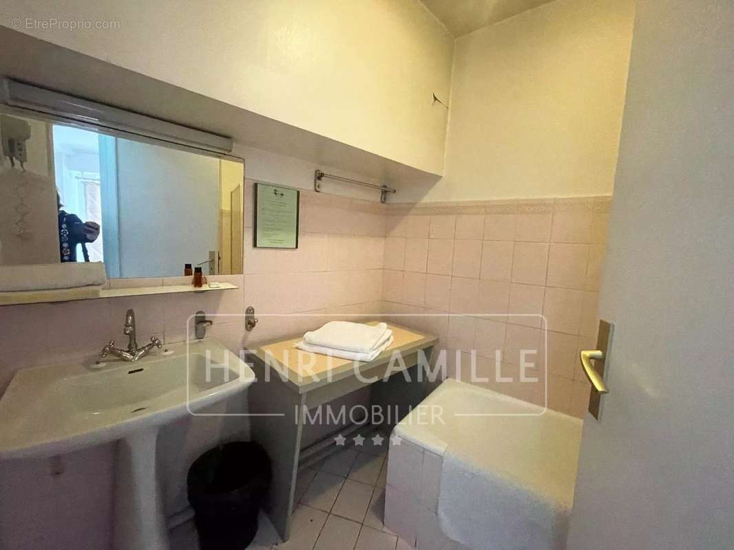 Commerce à LE CANNET