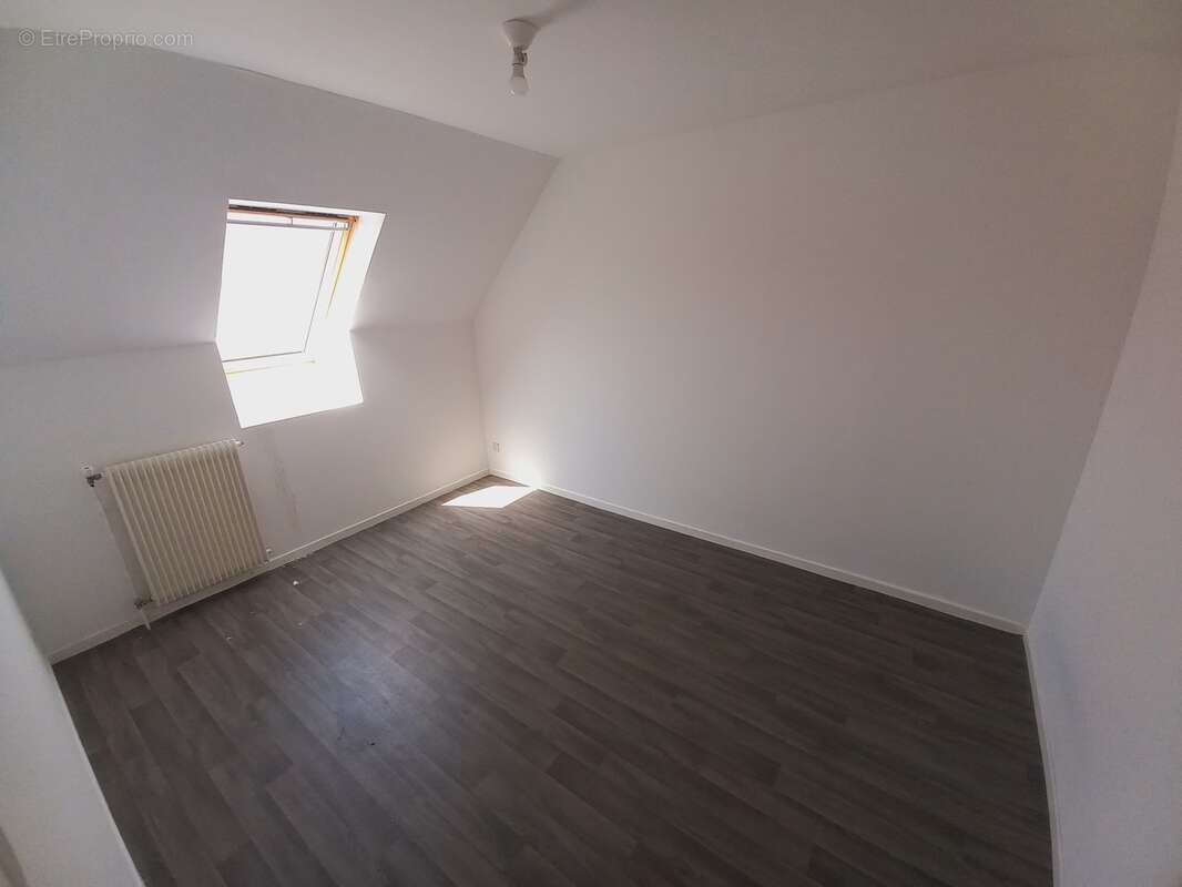 LEVAL - Maison 3 chambres - photo 3
