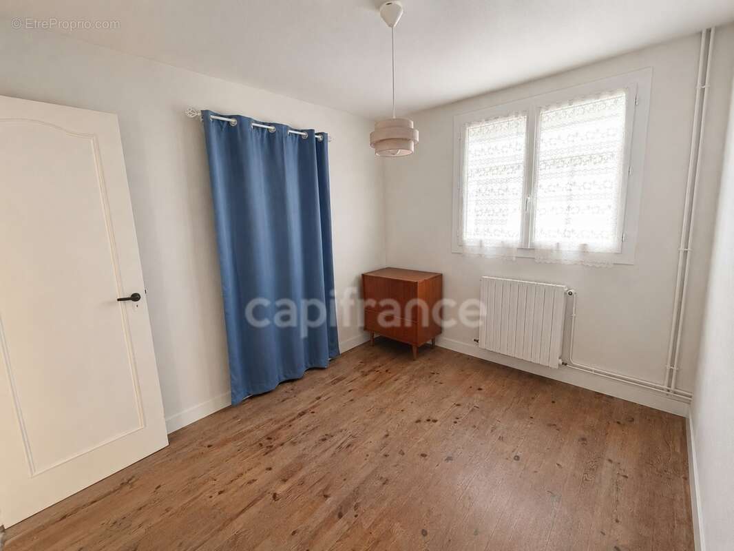 Maison 4 chambres de plain-pied avec jardin à Saintes - photo 6