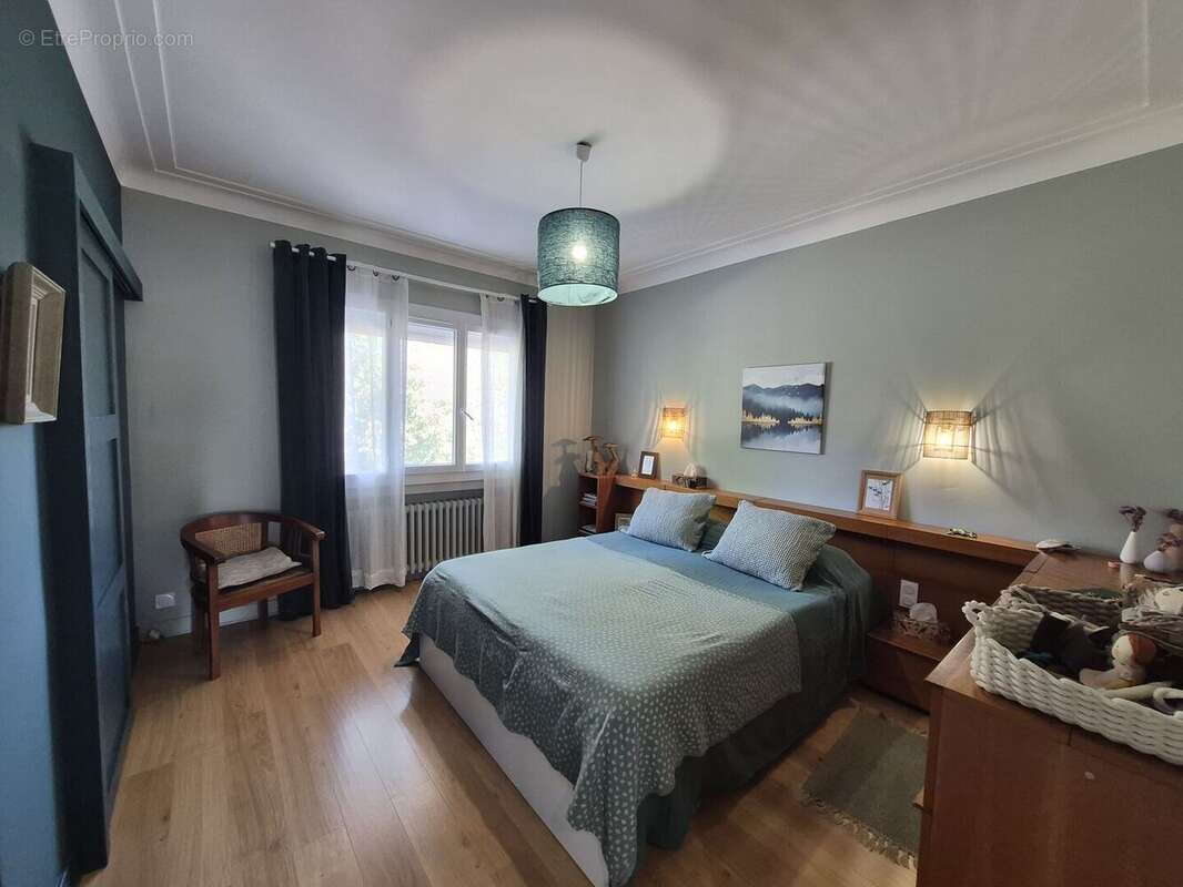m chambre 1 f
