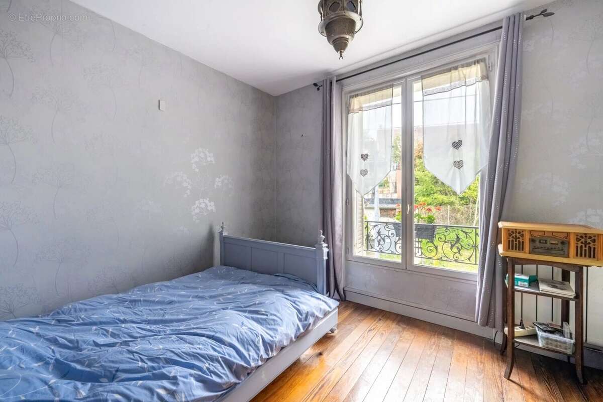 Maison à VAUX-SUR-SEINE