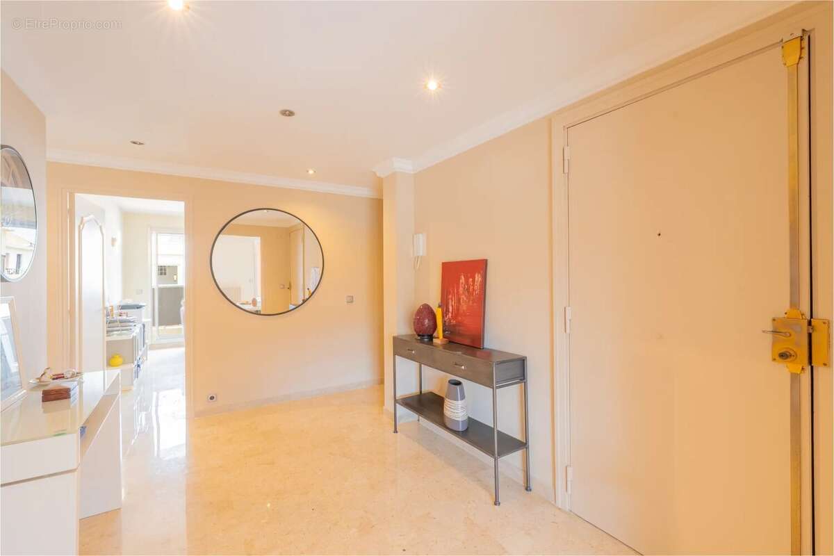 superbe 2 pièces 84m2 + terrasse 28m2 - photo 11