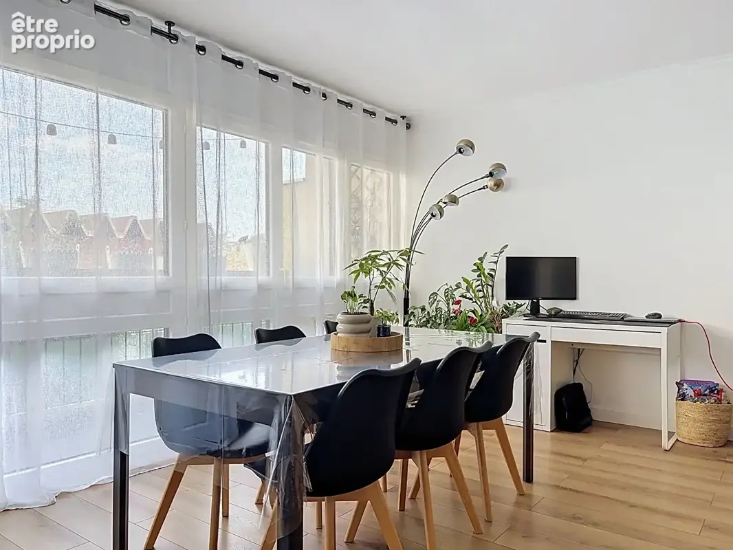 Appartement à NANTERRE
