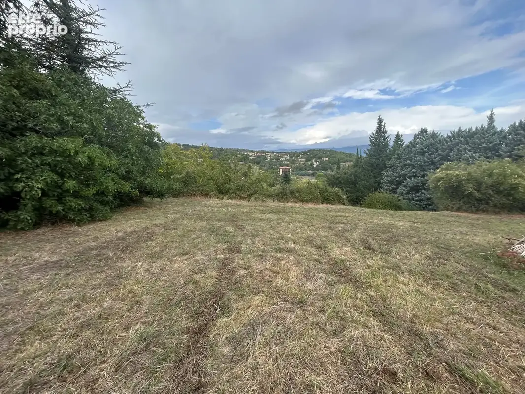 Apt Capitale du Luberon beau terrain constructible de 3200 m2 - photo 2