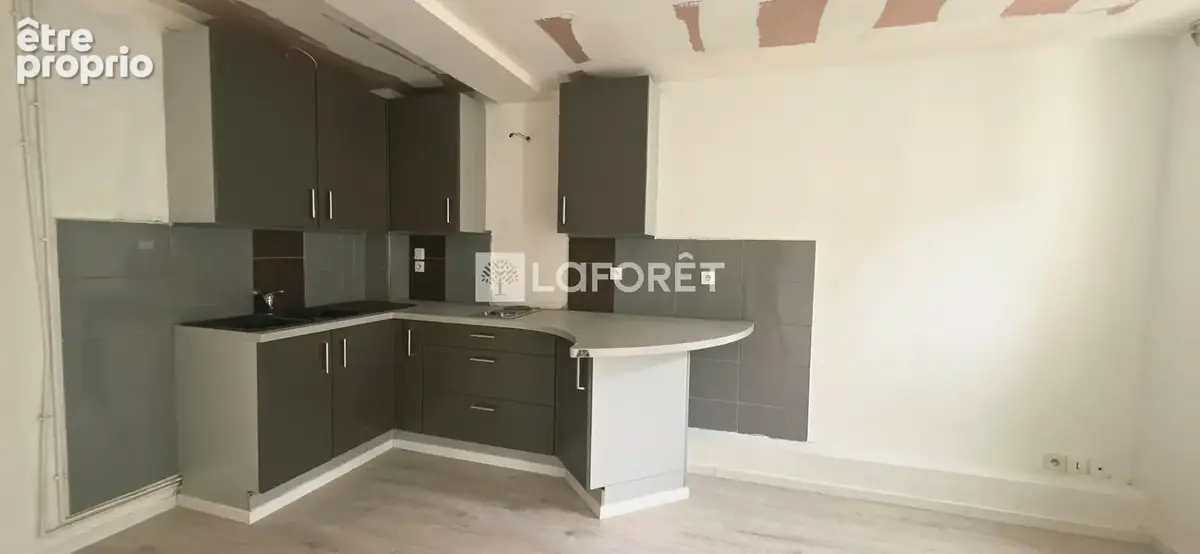 Appartement Saint Denis 1 pièce(s) 27 m2 - photo 3