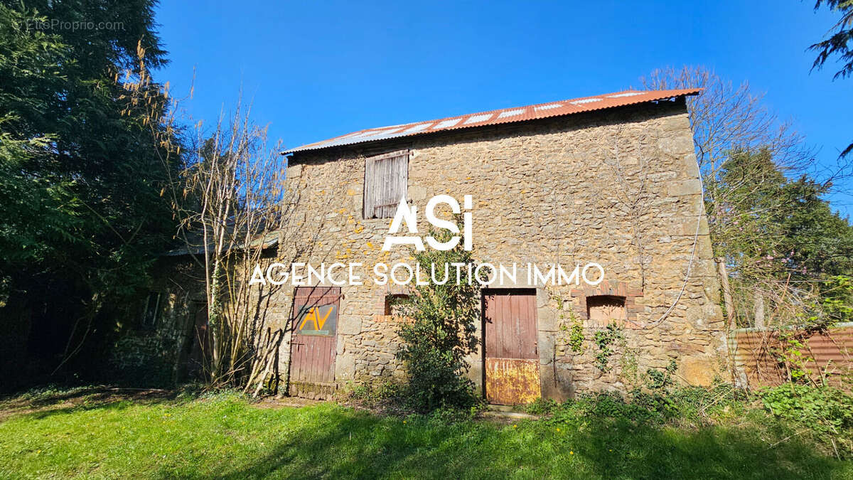 Maison à IZE